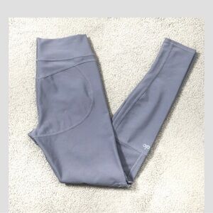 ALO Leggings Compression Fit Mesh Behind Knee High Rise Purple Dusk Size Medium